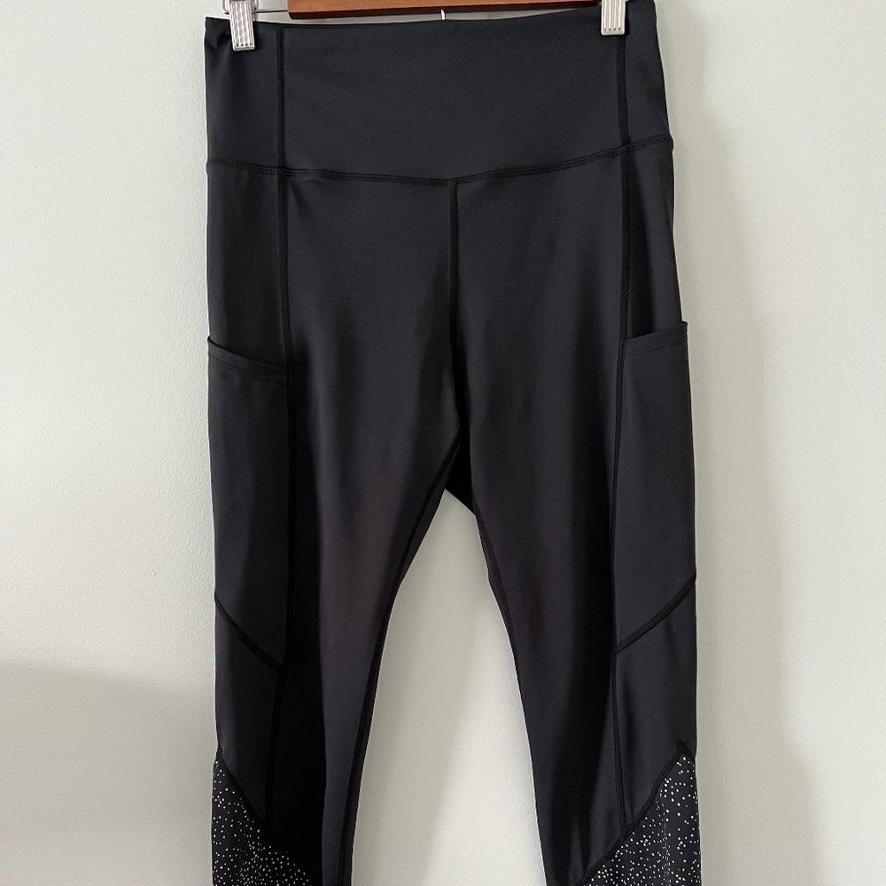 ZYIA Black Leggings With Contrasting Silver Dot Pattern Size M (8-10)